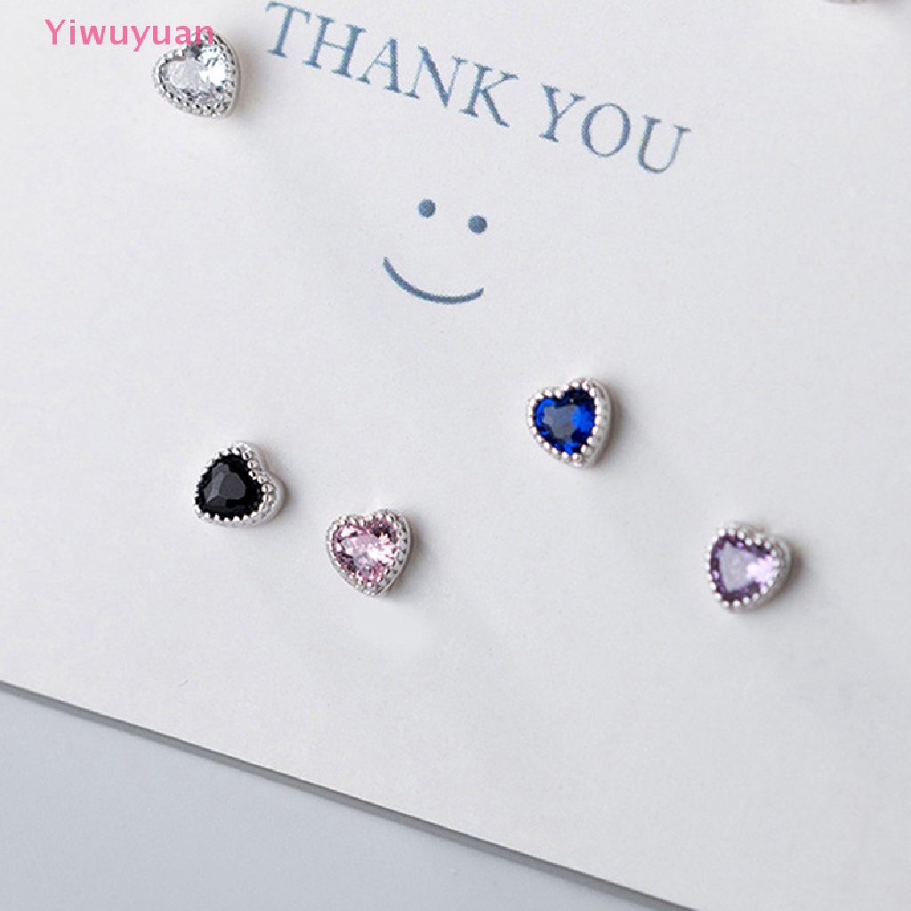 1 Đôi Khuyên Tai Hình Trái Tim Đính Đá Zircon Thời Trang Mới