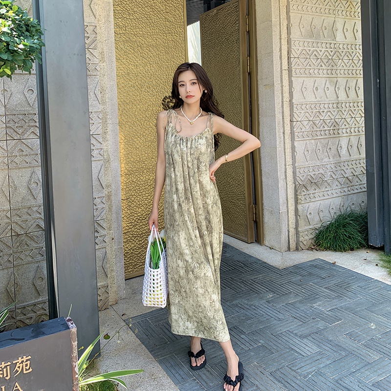 Đầm Hai Dây Họa Tiết Hoa Xinh Xắn Thời Trang Đi Biển