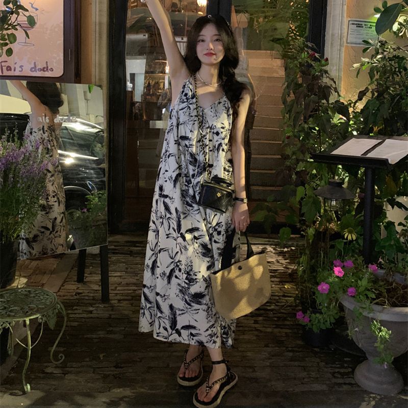 Đầm Hai Dây Cổ Chữ V Họa Tiết Hoa Thiết Kế Mới Thời Trang Mùa Hè Dành Cho Nữ