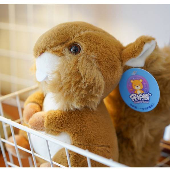 Thú Nhồi Bông Hình Chú Sóc Đuôi To Dễ Thương