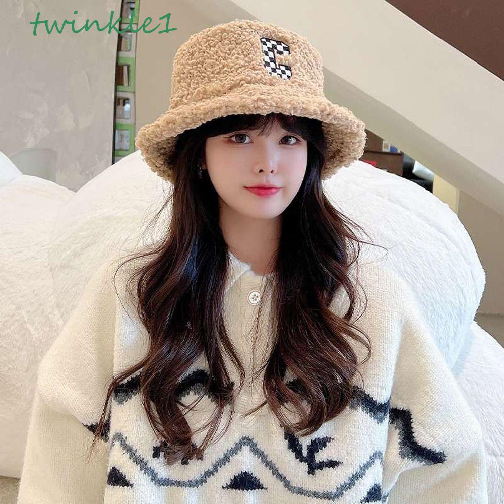 Nón Tai Bèo Màu Trơn Thêu Chữ C Chống Lạnh Thời Trang Xu Hướng Cho Bé Gái