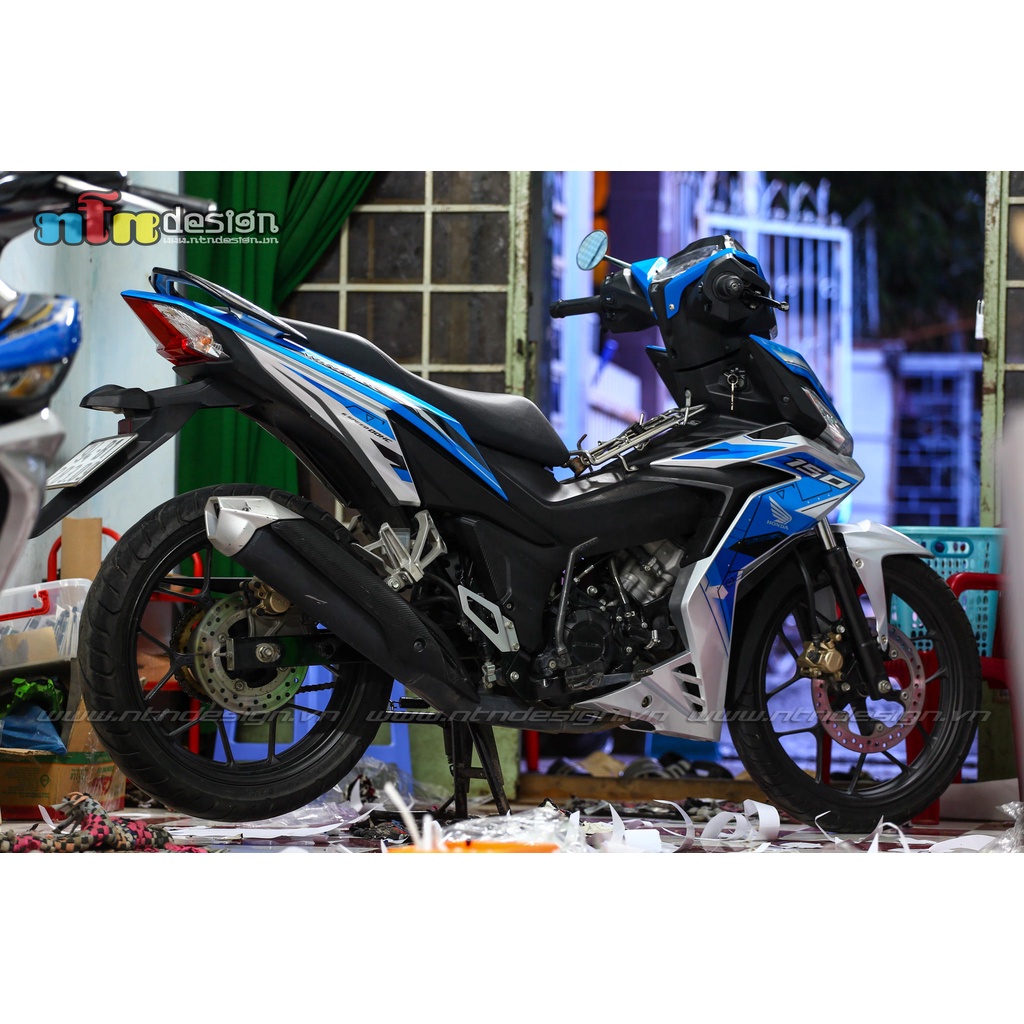 Tem rời Winner V1 xe trắng xanh