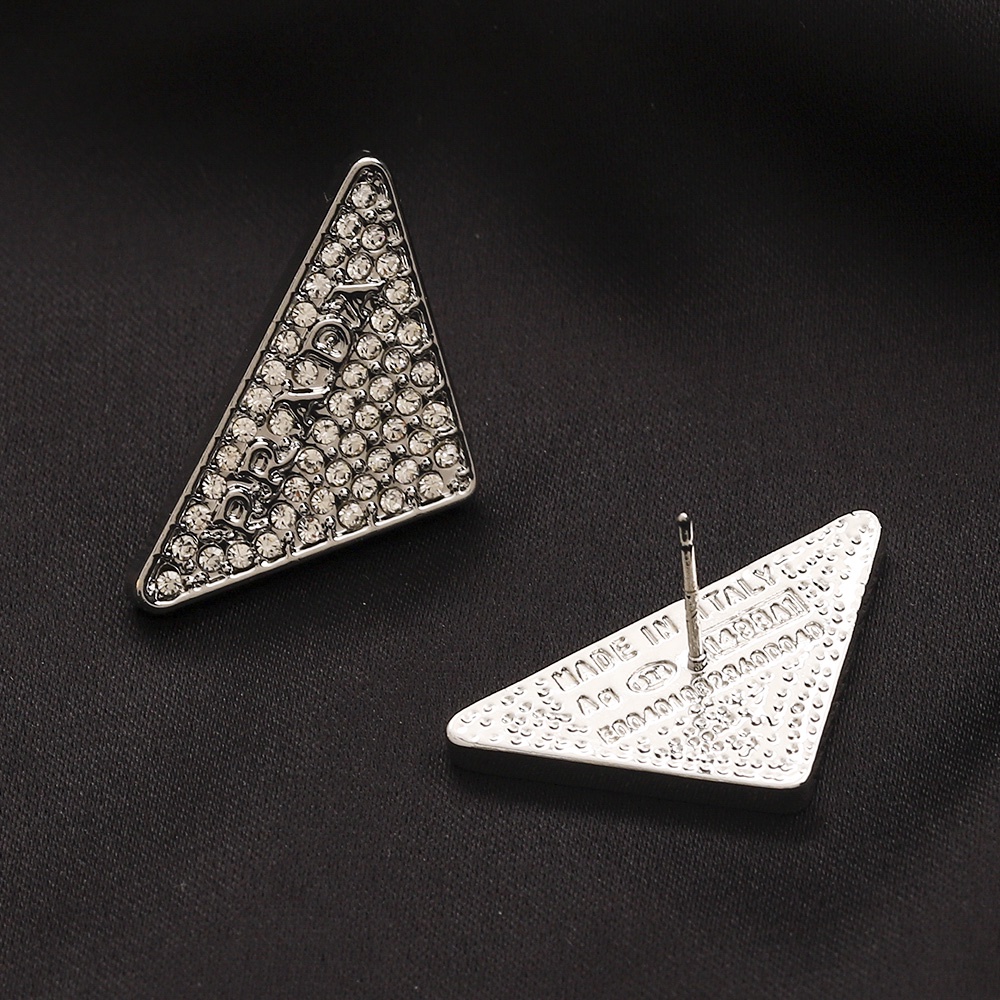 Bông Tai Tròn Bằng Thép Titan In Chữ Prada Thời Trang Cho Nữ