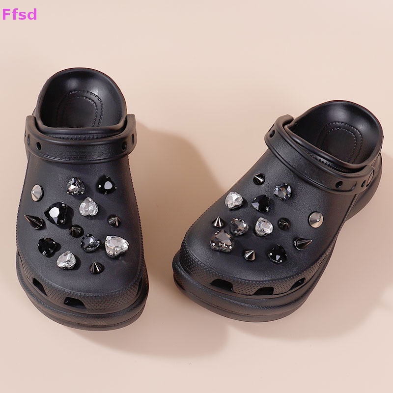 1 Bộ Phụ Kiện Trang Trí Giày Hình Trái Tim Pha Lê Hoa Giày Croc Có Thể Tháo Rời Làm Quà Tặng Lễ Hội Cho Trẻ Em * Bán Chạy