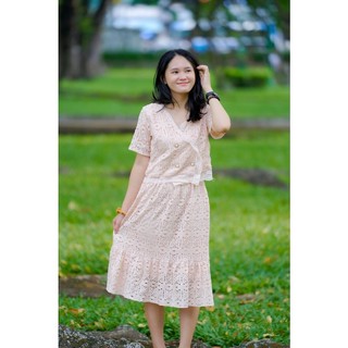 Đầm ren tay ngắn siêu dễ thương