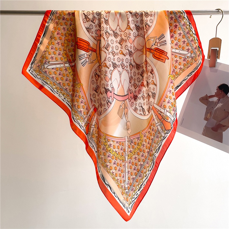 Khăn Choàng Cổ Hình Vuông 70X70Cm In Họa Tiết Hoa Bằng Lụa Thời Trang Xinh Xắn Cho Nữ