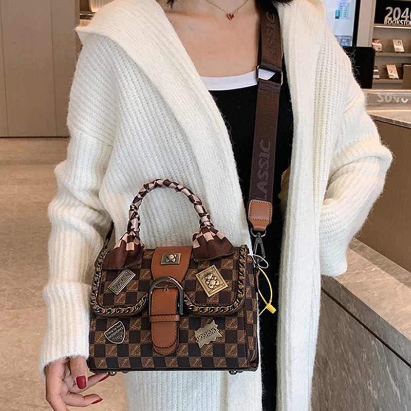 Túi Đeo Chéo Da Cao Cấp Hình Vuông Nhỏ In Họa Tiết retro Chất Lượng Cao Dễ Phối Đồ Cho Nữ