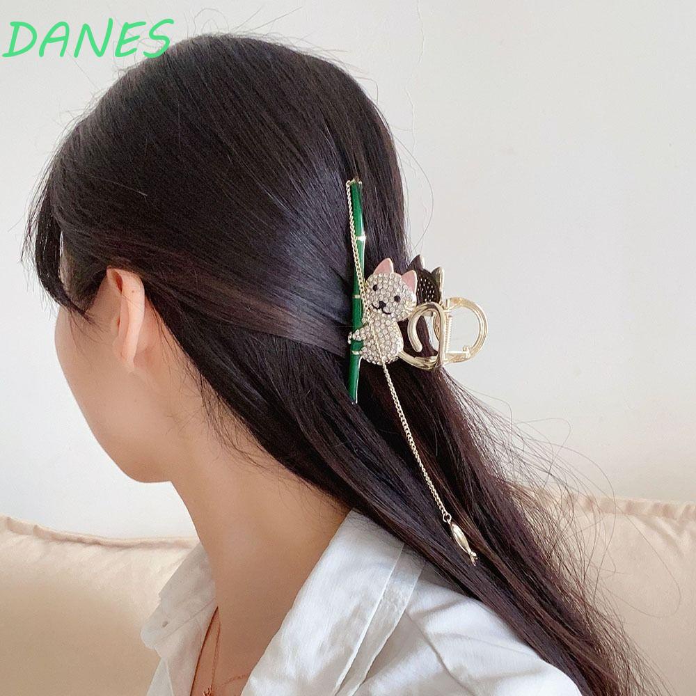 Kẹp Tóc Móng Vuốt Lớn Bằng Kim Loại Hình Gấu Trúc / Cá Mập Phong Cách Hàn Quốc Ngọt Ngào Cho