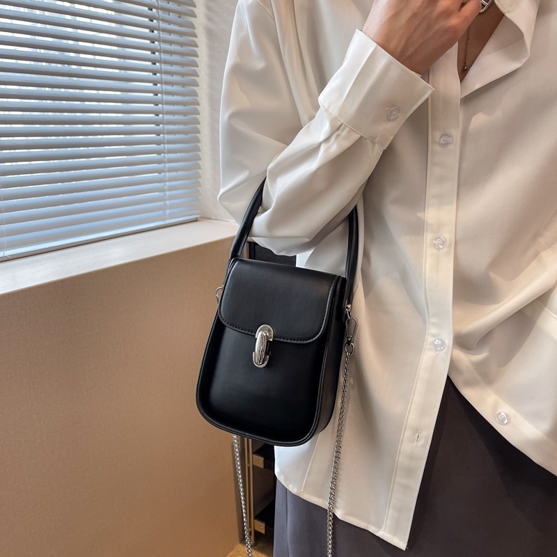 Túi Xách mini Phối Dây Xích Đeo Vai Kiểu Pháp Thời Trang Cao Cấp Cho Nữ