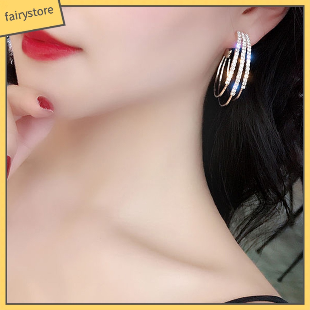 1 Đôi Bông Tai Hình Chữ C Ba Lớp Đính Đá Lấp Lánh Dành Cho Nữ