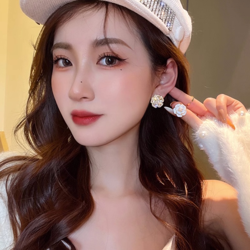 Bông Tai Mạ Bạc 925 Hình Hoa Trà Đính Ngọc Trai Sang Trọng Thời Trang Cho Nữ