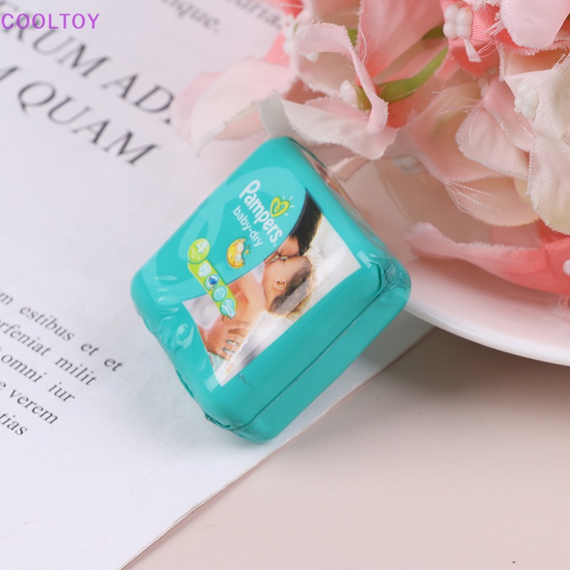 Tã Lót Mini Tỉ Lệ 1 / 12 Trang Trí Nhà Búp Bê