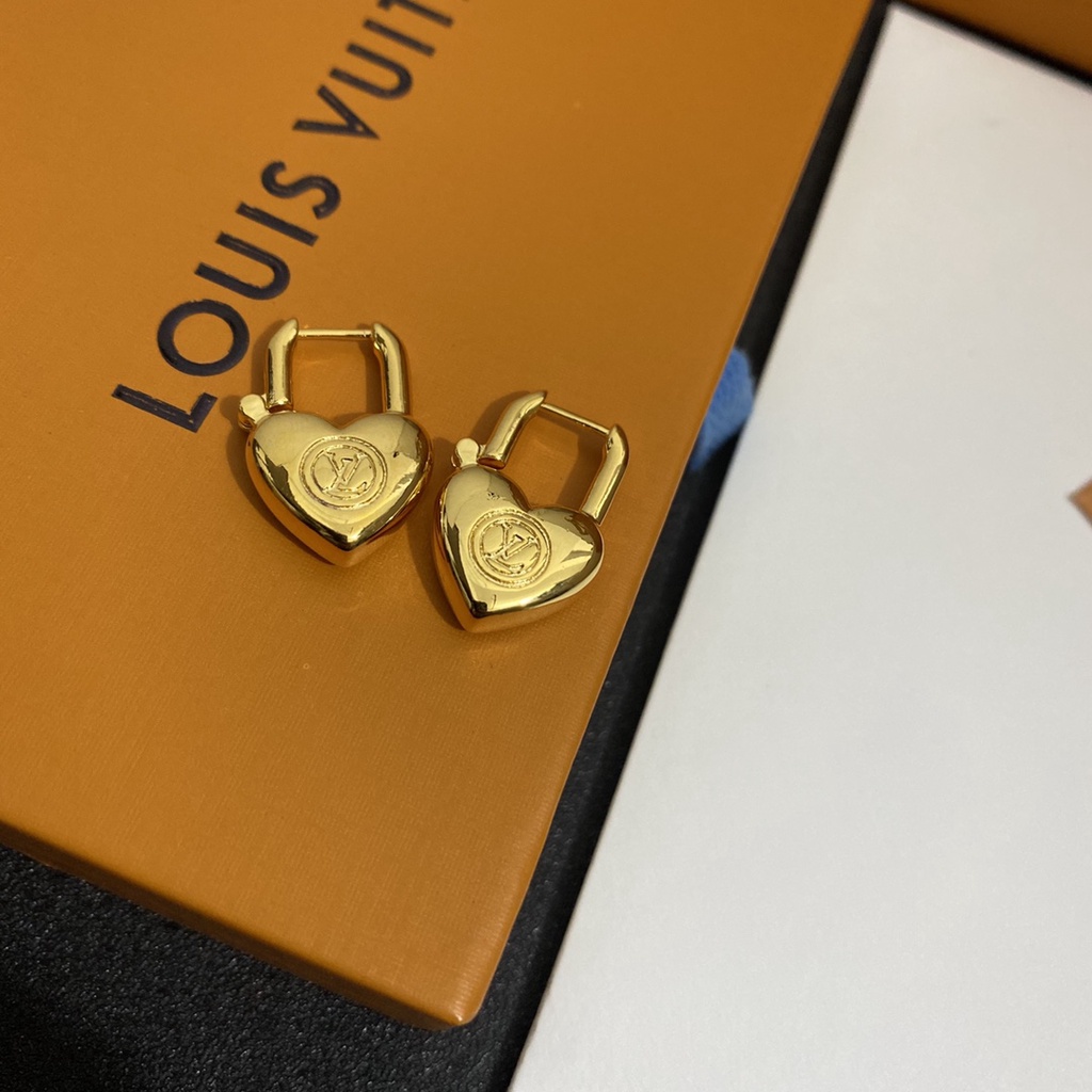 Bông Tai LV Bằng Thép Titan Hình Chữ Thời Trang Cho Nữ