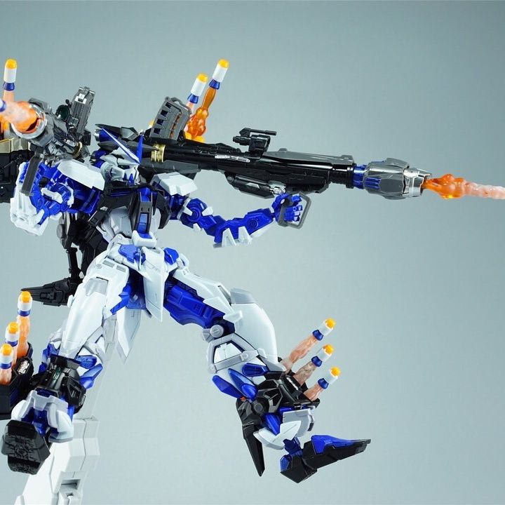 Mô Hình Lắp Ráp Daban MG 8810 Blue Heresy MB Tỉ Lệ 1 / 100