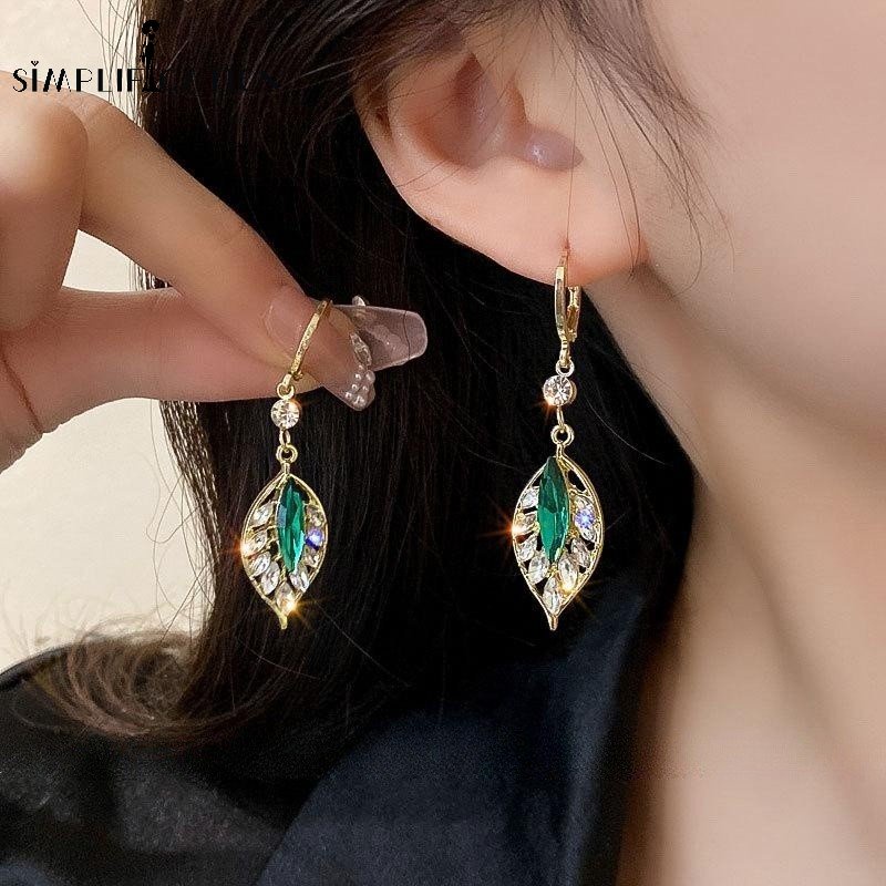 Bông Tai Dáng Dài Hình Chiếc Lá Đính Đá Lấp Lánh Phong Cách Vintage