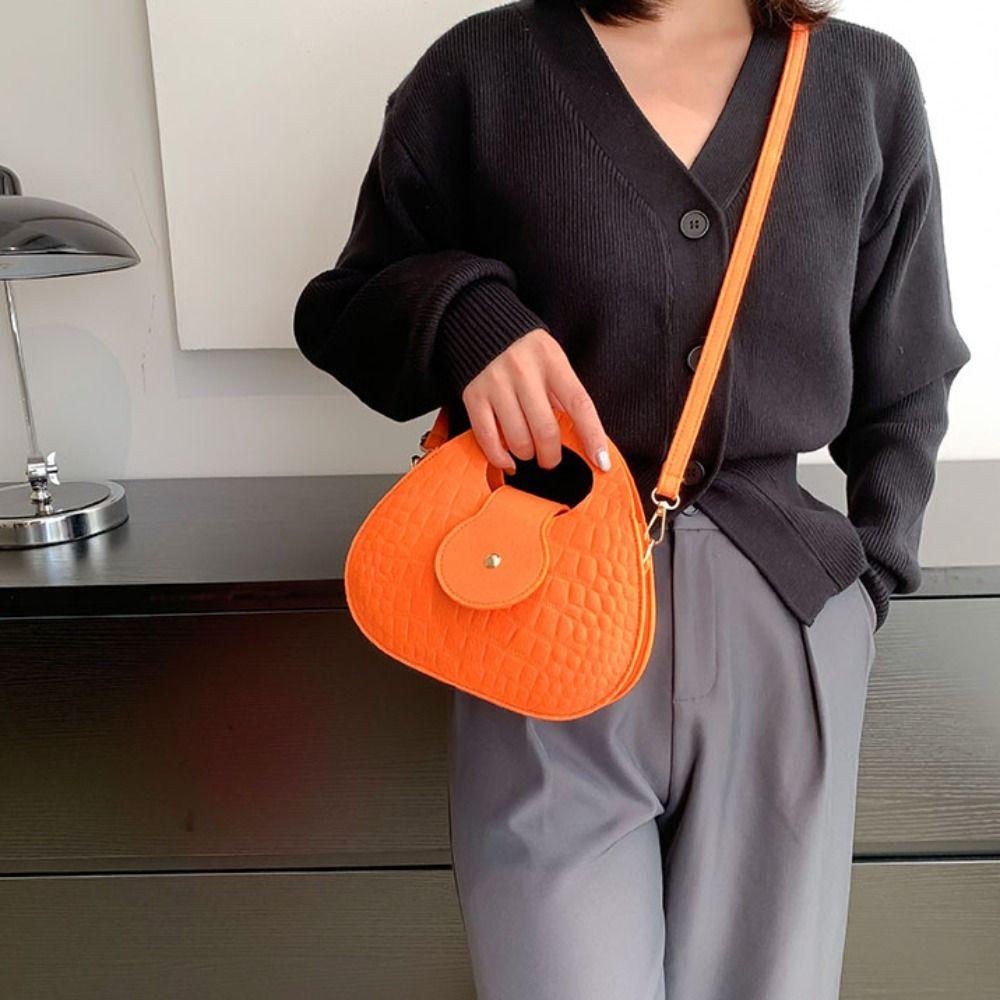 Túi Đeo Chéo Vai Màu Sắc Thời Trang Sành Điệu Cho Nữ