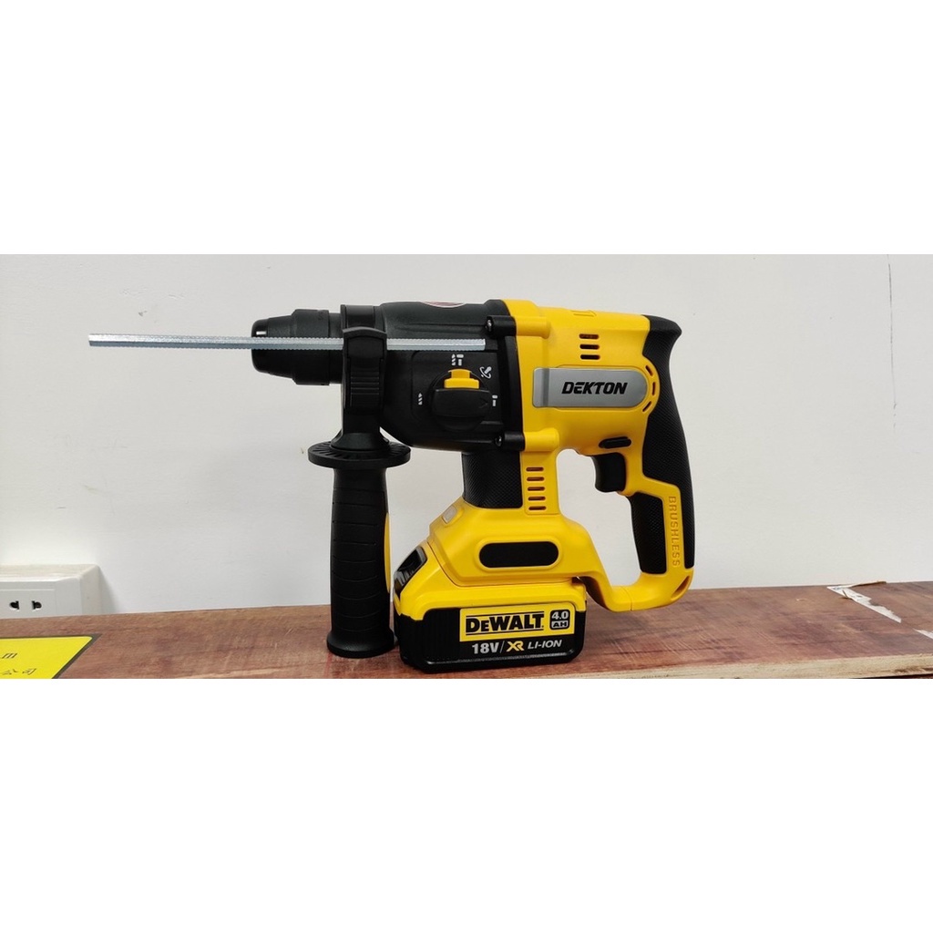 Máy Khoan Bê Tông 3 Chức Dùng Pin Dekton D20-RH2603  Motor Brushless . Chân Pin DEWALT /Tặng Sạc giá tốt