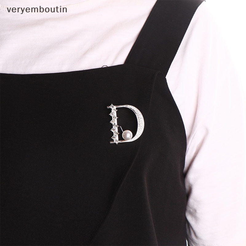 Trâm Cài Áo Hình Chữ D Nhỏ Nhắn Thời Trang Cho Nữ