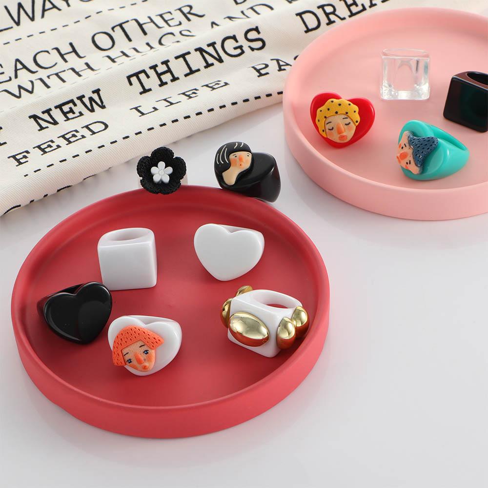 Nhẫn Acrylic Hình Trái Tim Phong Cách Retro