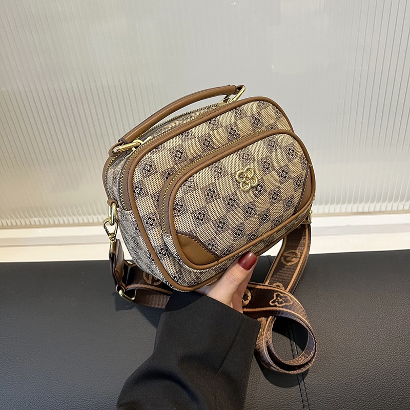 Túi Xách Đeo Vai Kiểu Vuông Nhỏ In Hình Máy Ảnh Thời Trang Nữ 2023