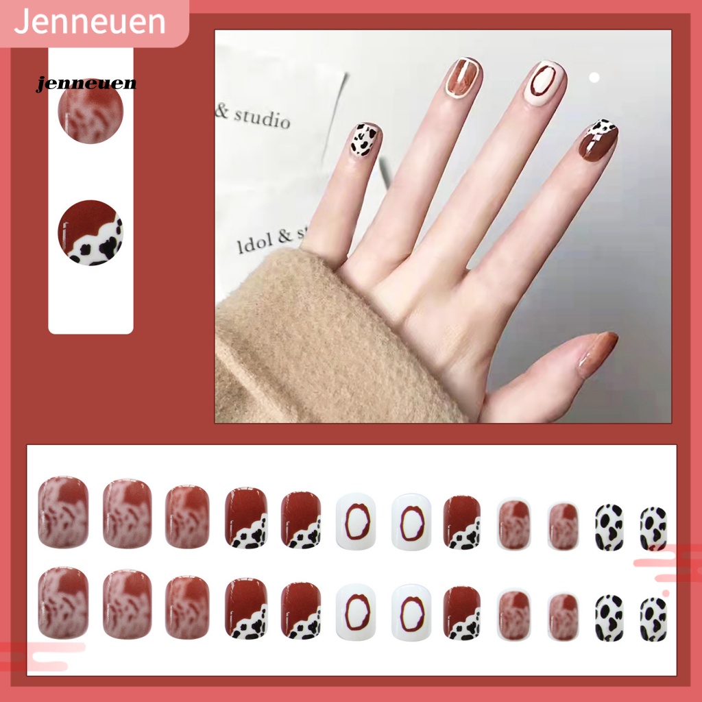 1 Bộ Miếng Dán Móng Tay Chống Phai Màu