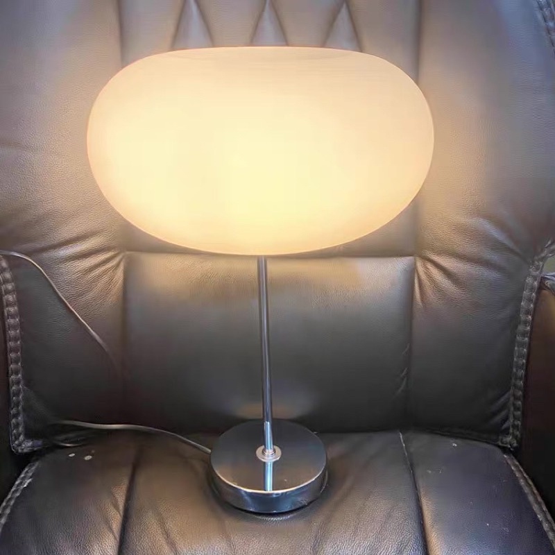 Đèn ngủ để bàn hình cầu Apple basic chỉnh sáng 3 màu