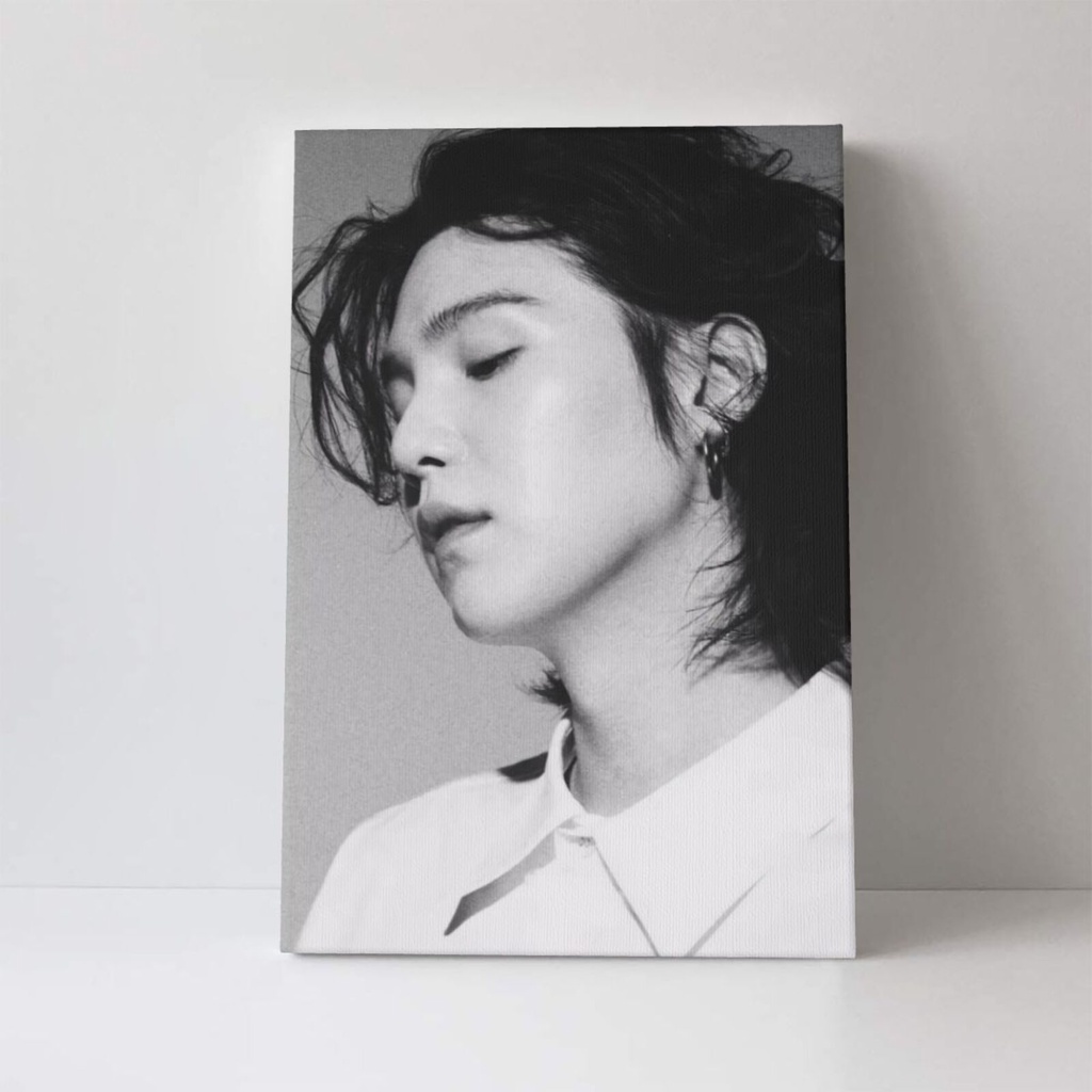 Tranh Treo Tường Vải Canvas Chất Lượng Cao Không Khung Hình BTS SUGA Agust D (Không Kèm Khung) 16x24in (Dọc)