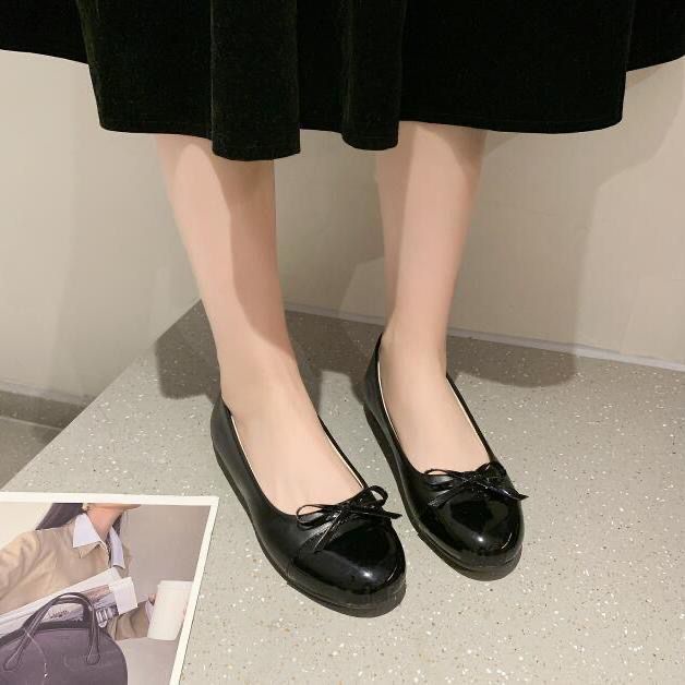 Giày Búp Bê Mũi Tròn Size Lớn 41-43 Thời Trang Xuân Thu Mới Cho Nữ Size 42