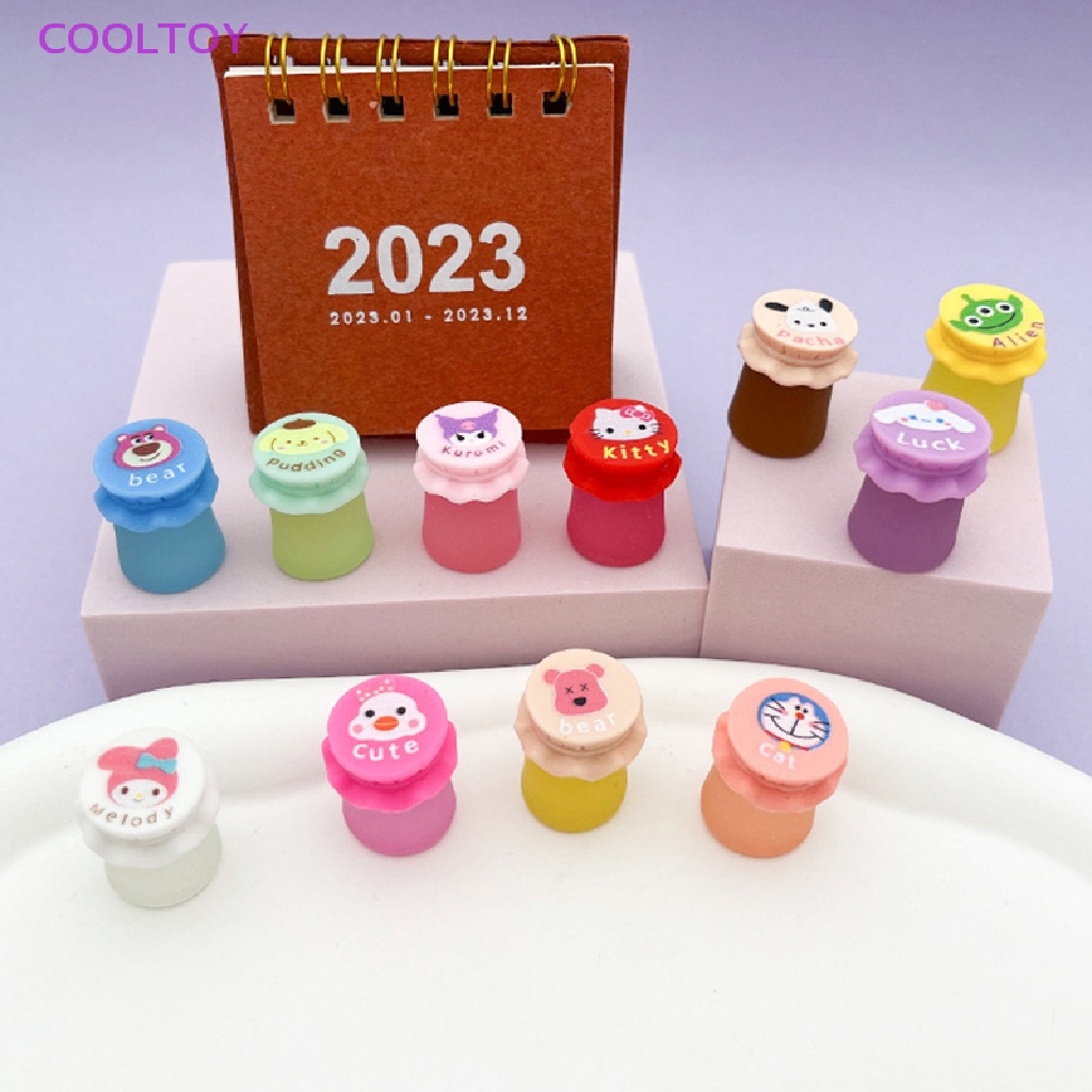 Set 2 Đồ trang trí Bình Mật Ong Mini Bằng Nhựa Resin Dạ Quang Trang Trí Bảng Điều Khiển Xe Hơi