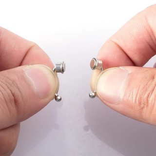 2 Khuyên Mũi Nam Châm Thời Trang Cá Tính
