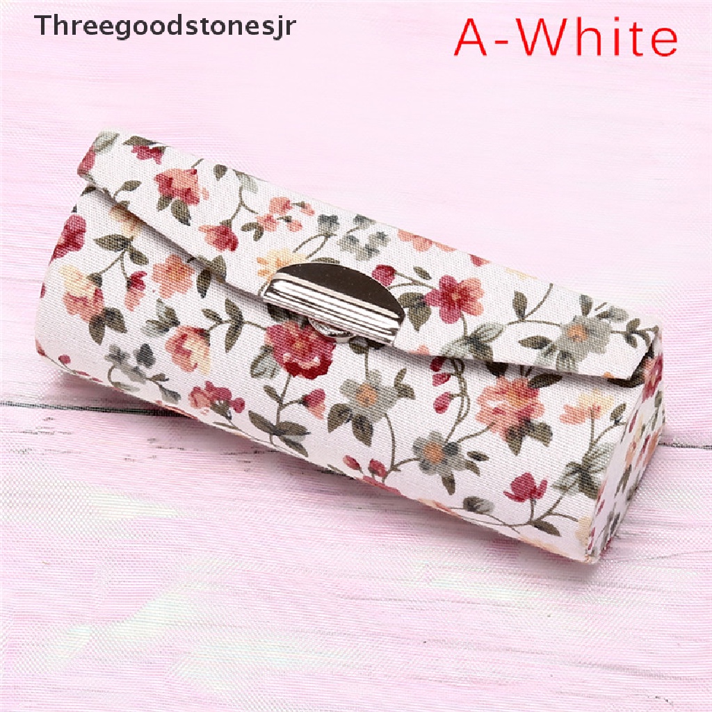 Hộp Đựng Son Môi TGS Họa Tiết Thêu Hoa Kèm Gương Tiện Dụng JR