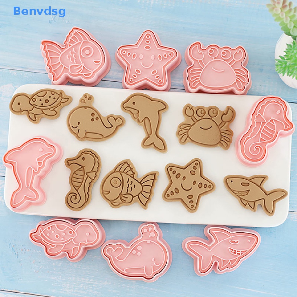 Bộ 8 Khuôn Cắt Bánh Quy Hình Động Vật Biển Hoạt Hình 3D