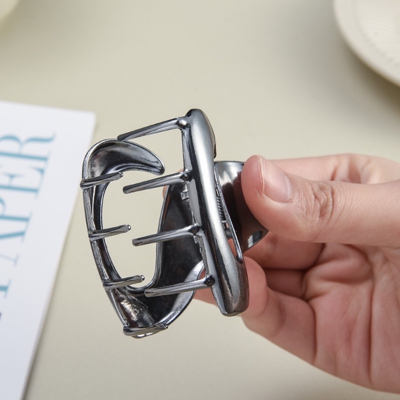 Kẹp Tóc Kim Loại Hình Cá Mập Thời Trang Hàn Quốc Cho Nữ