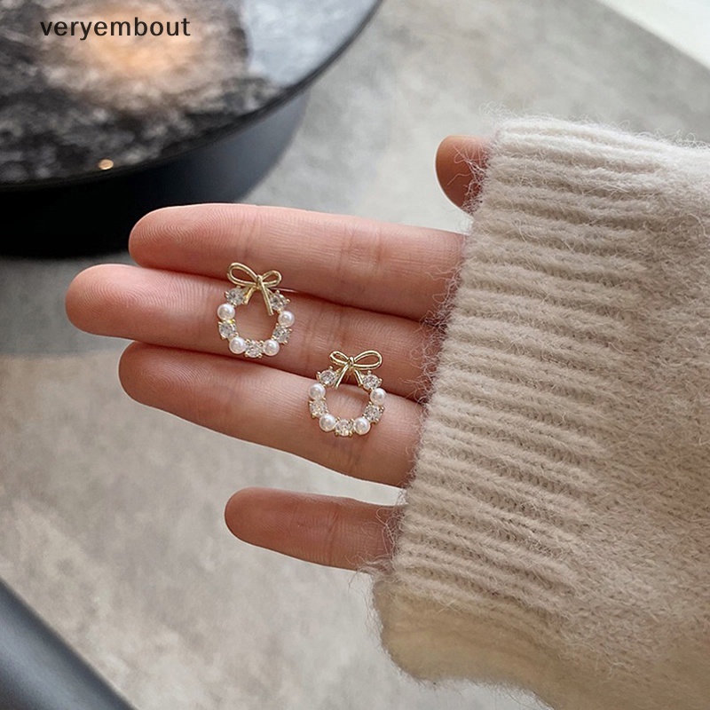 Khuyên Tai Kim Loại Đính Hạt Ngọc Trai Nhân Tạo Thanh Lịch Thời Trang Cho Nữ