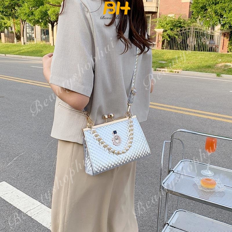 Túi Đeo Chéo Một Bên Vai Hình Vuông Nhỏ Đính Ngọc Trai Thời Trang 2023 Dành Cho Bạn Nữ