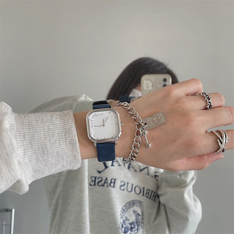 Đồng Hồ Đeo Tay Mặt Vuông Nhỏ Đơn Giản Phong Cách Preppy