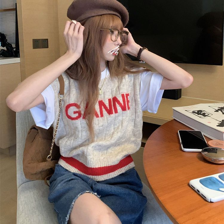 Áo Dệt Kim Sát Nách Dáng Rộng In Chữ Thời Trang Mới Cho Nữ