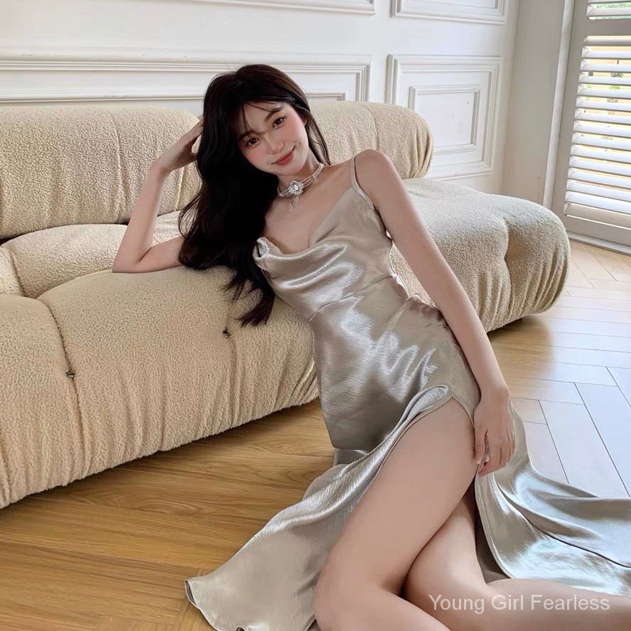 2021 Phong Cách Mới Hot Đầm Hai Dây Satin Bóng Quyến Rũ Dáng Ôm Vừa Vặn Dành Cho Bạn Nữ Nar