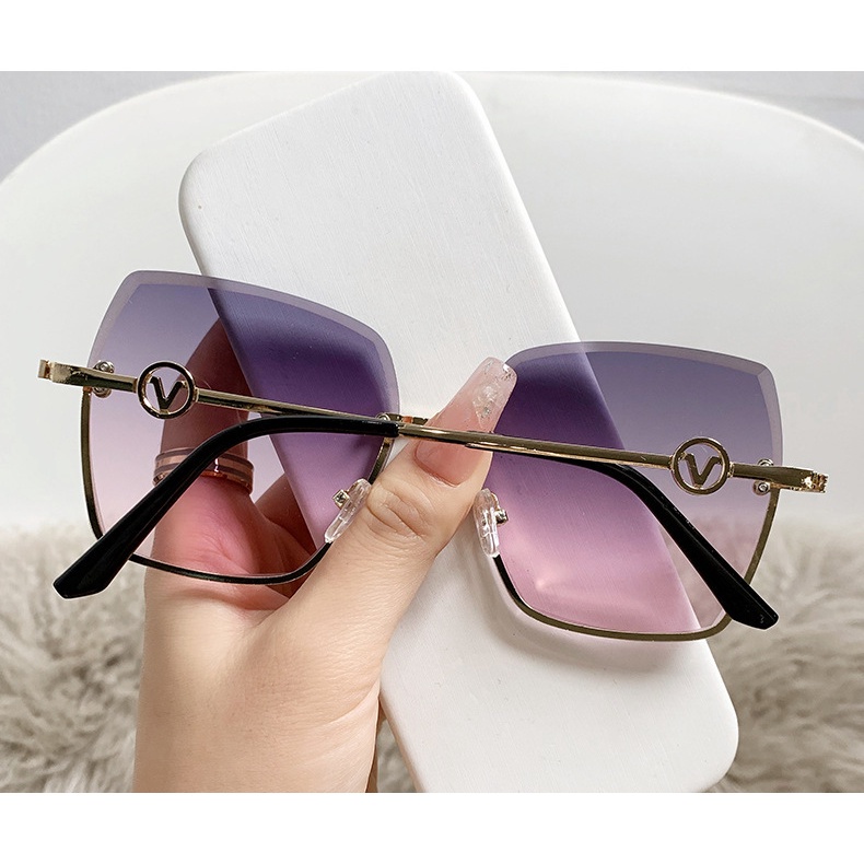 Kính Mát Thời Trang Nam Nữ Gọng Kim Loại Mới 2023 Màu Sắc