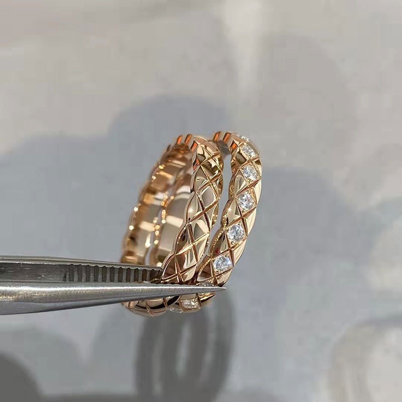 Nhẫn Đôi Thiết Kế Thánh Giá Đính Kim Cương Giả Màu Vàng Hồng Thời Trang