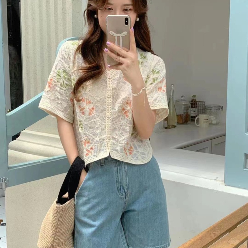 Áo Tank Top Dệt Kim Tay Ngắn Thêu Hoa Xinh Xắn Cho Nữ