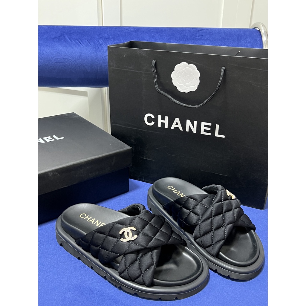 Xăng đan Da Thật Khóa Cài Chống Trượt Chống Mài Mòn Sáu Màu Tùy Chọn Có Kích Thước Lớn Cho Cặp Đôi