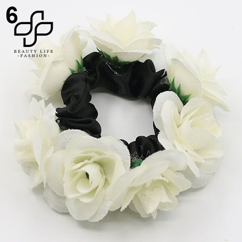 Vòng Hoa Cài Tóc Cô Dâu Sang Trọng