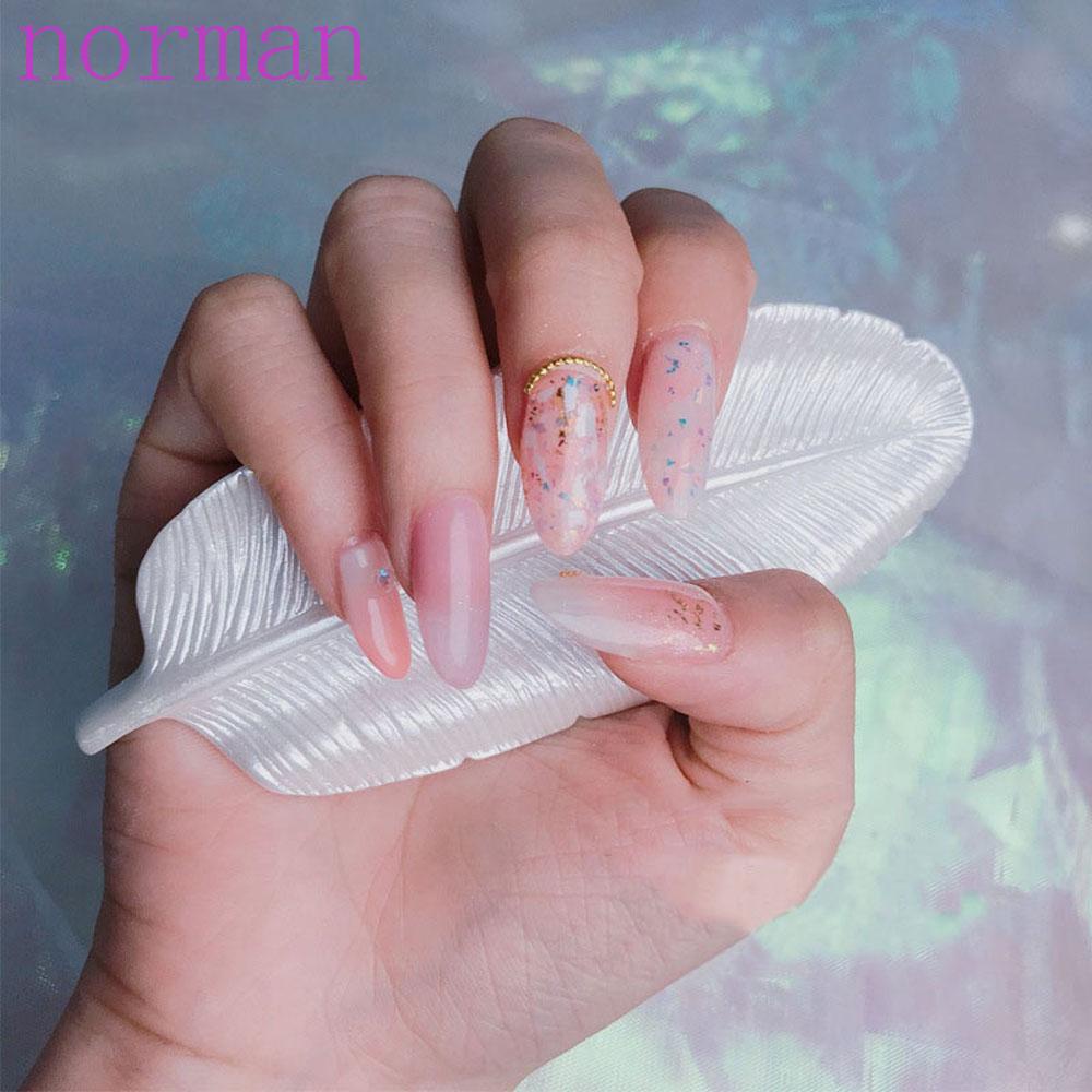 Norman Giá Đỡ Trưng Bày Móng Tay Giả Hình Lông Vũ Bằng Nhựa Resin Màu Trắng