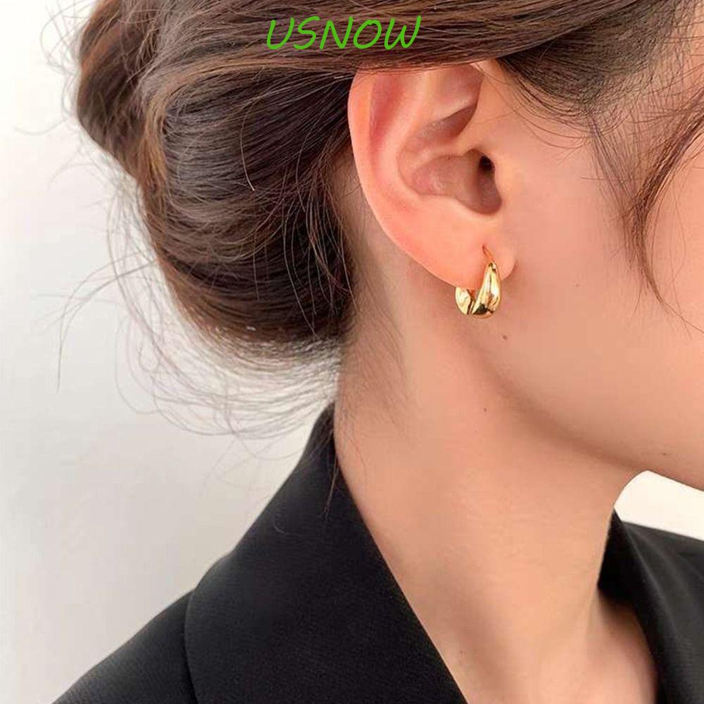 Khuyên Tai Vòng Bằng Đồng Phong Cách Hàn Quốc Cổ Điển Tinh Tế Dành Cho Bạn Nữ