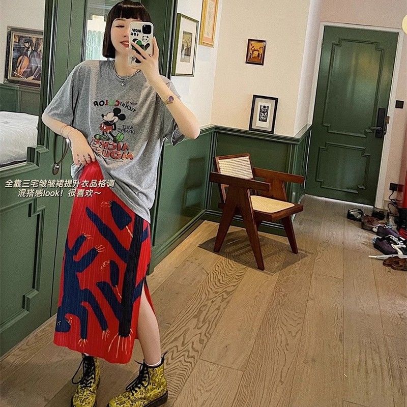 Miyake Chân Váy Xẻ Tà Một Bên In Hình Quái Vật Nhỏ Ma Ngựa Phong Cách Thời Trung Cổ Độc Quyền Phong Cách Mới