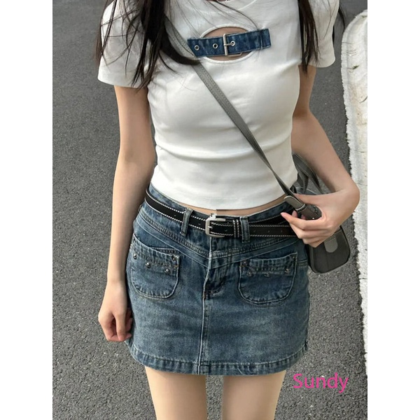 Áo Thun Crop top Vải Denim Phối Dây Xích Thời Trang Mùa Hè Quyến Rũ Cho Nữ