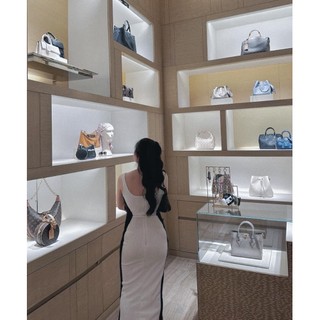Đầm body 2 dây trắng viền đen