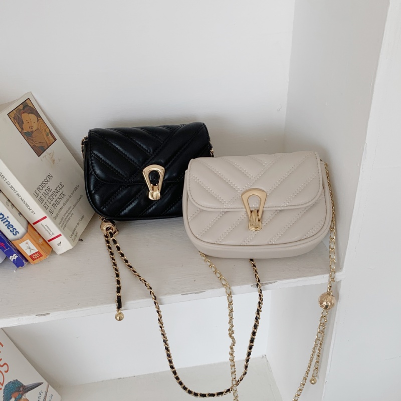 Túi Đeo Chéo Dây Xích Nhỏ Hình Thoi Màu Vàng Phong Cách Dành Cho Nữ