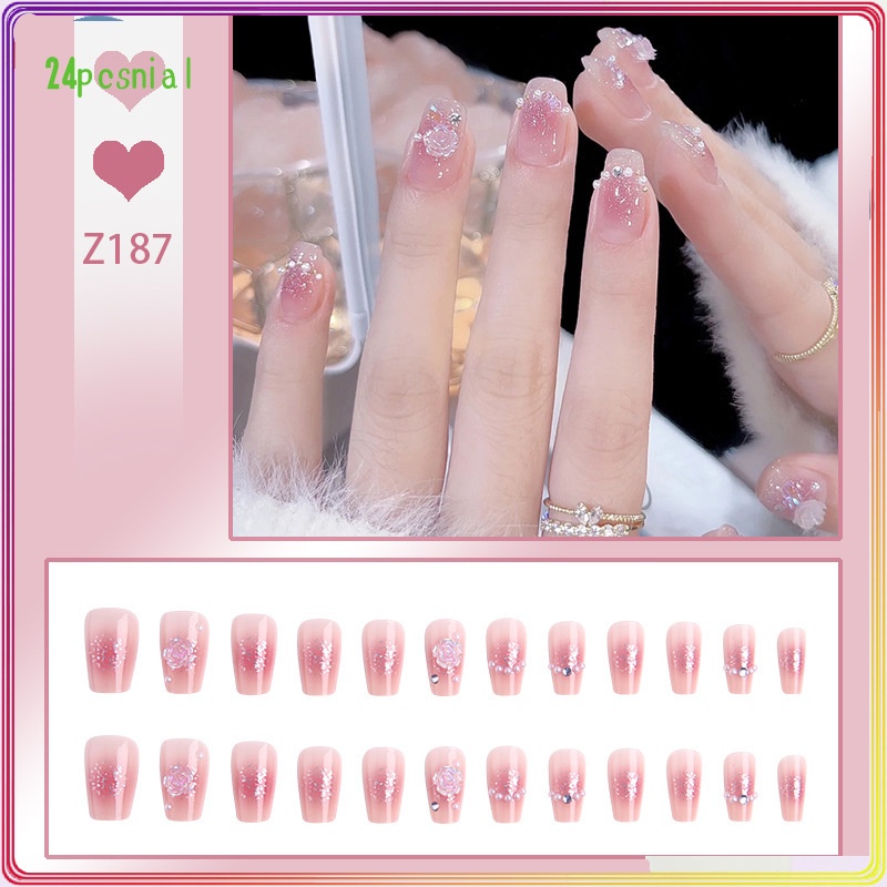 Móng Tay Giả Đính Hoa Trà Và Ngọc Trai Lãng Mạn